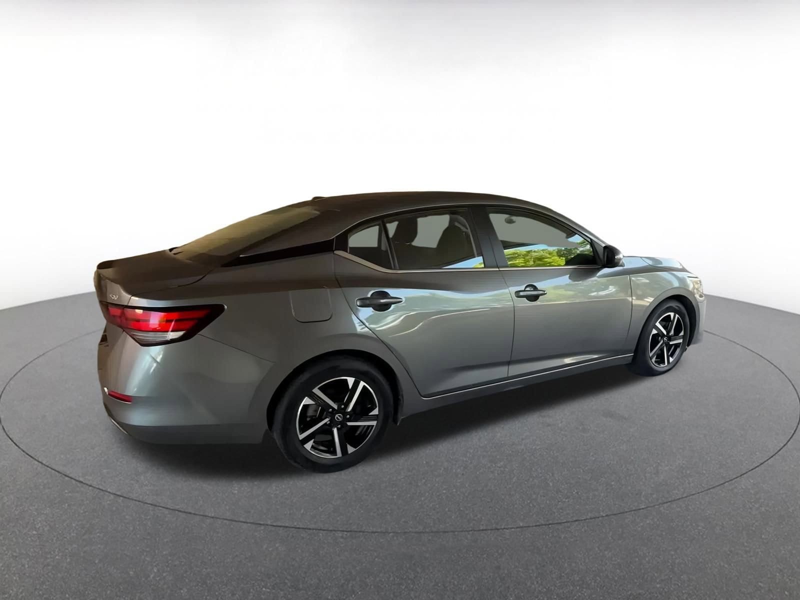 Thumbnail: 2024 Nissan Sentra - 14