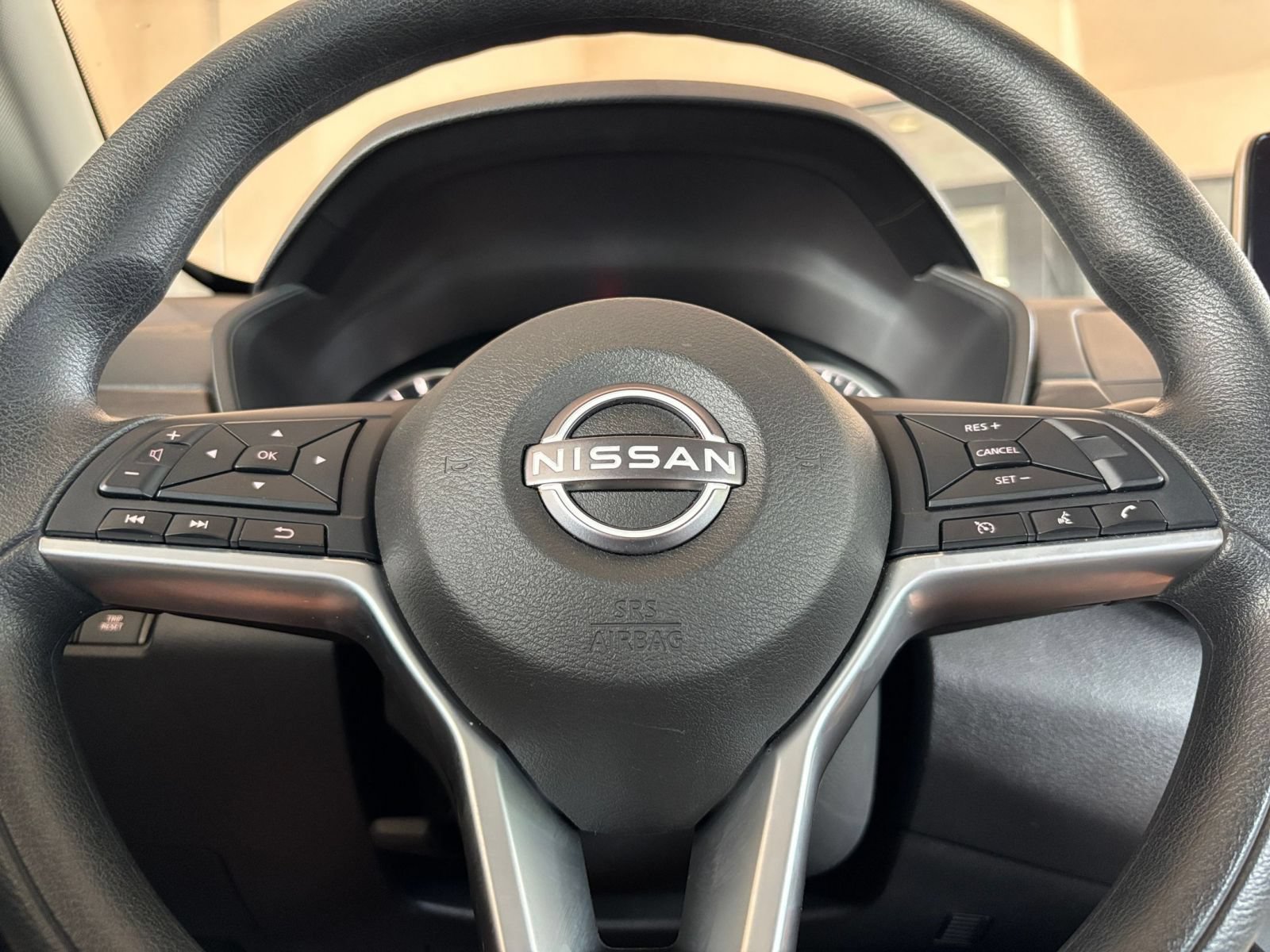 Thumbnail: 2025 Nissan Altima - 23