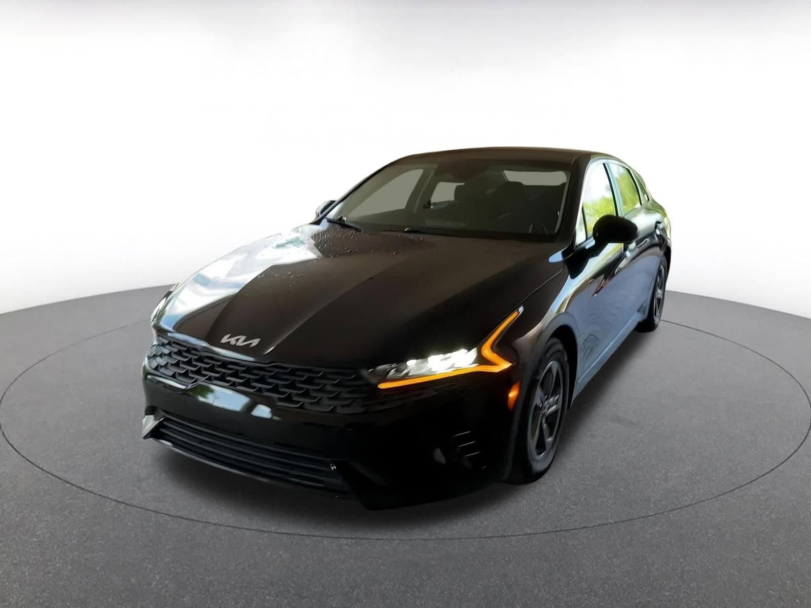 Thumbnail: 2023 Kia K5 - 4