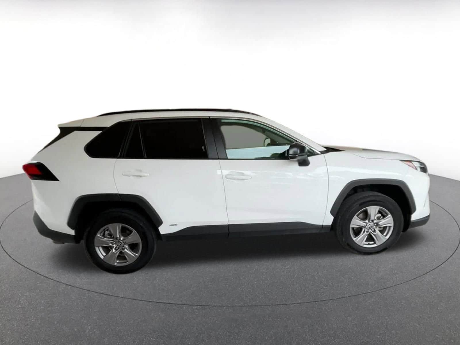 Thumbnail: 2025 Toyota RAV4 - 16