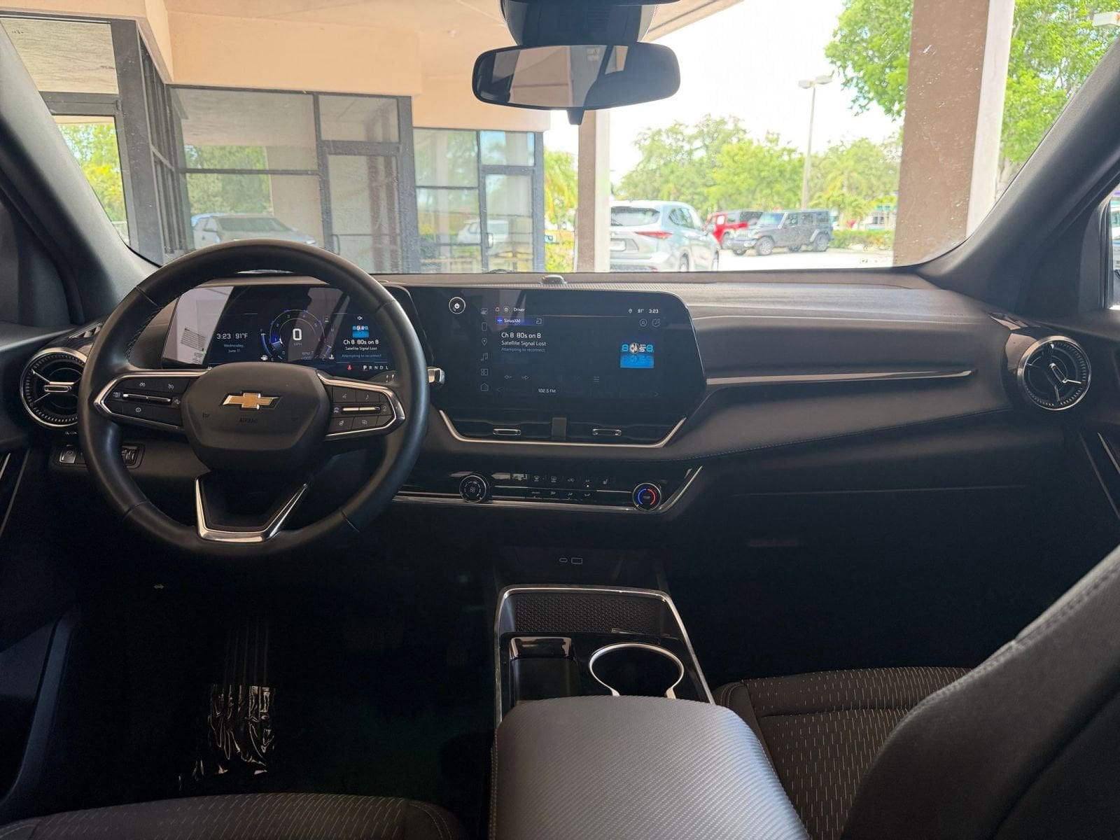 Thumbnail: 2025 Chevrolet Equinox - 28