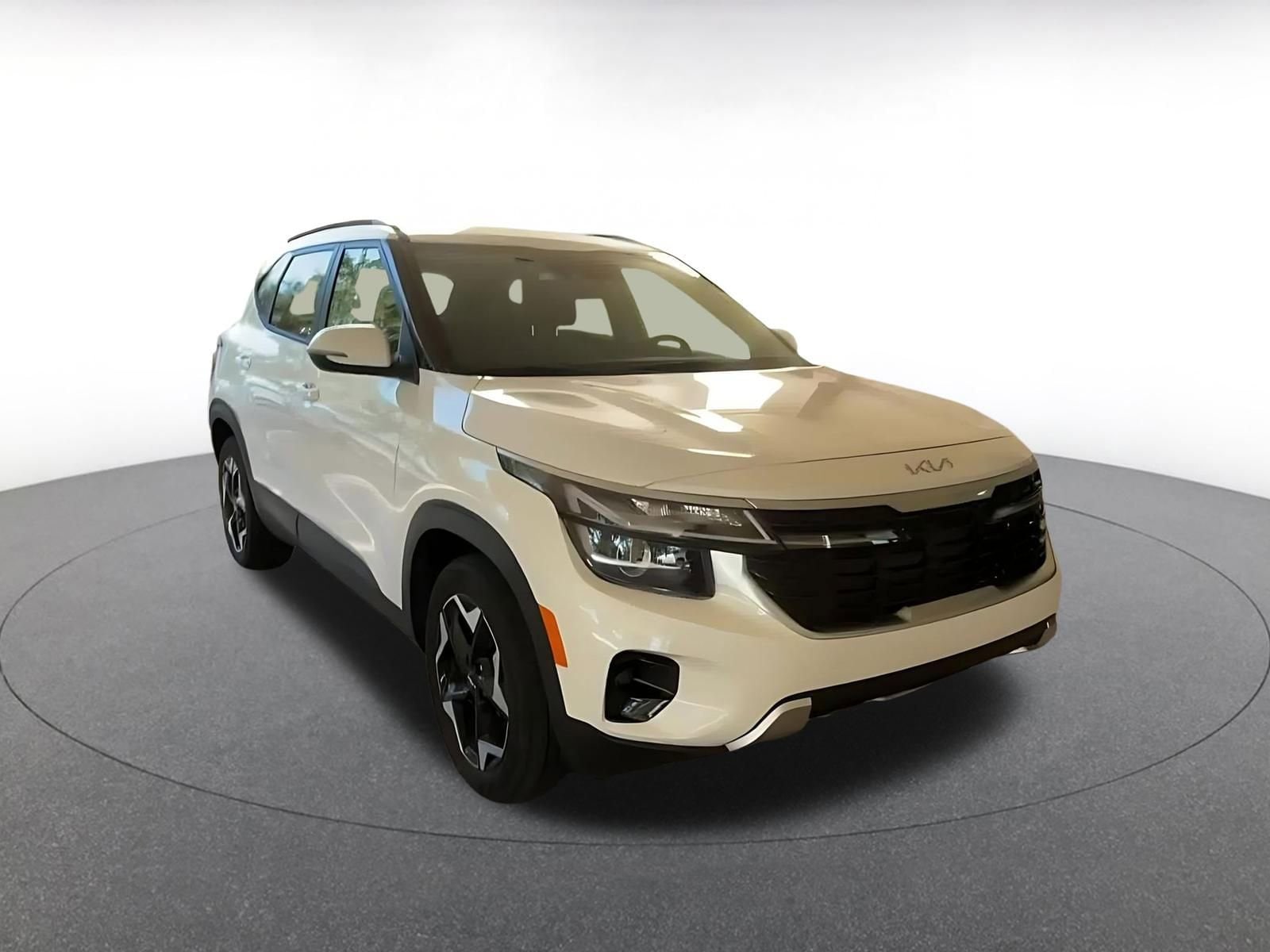 Thumbnail: 2025 Kia Seltos - 3