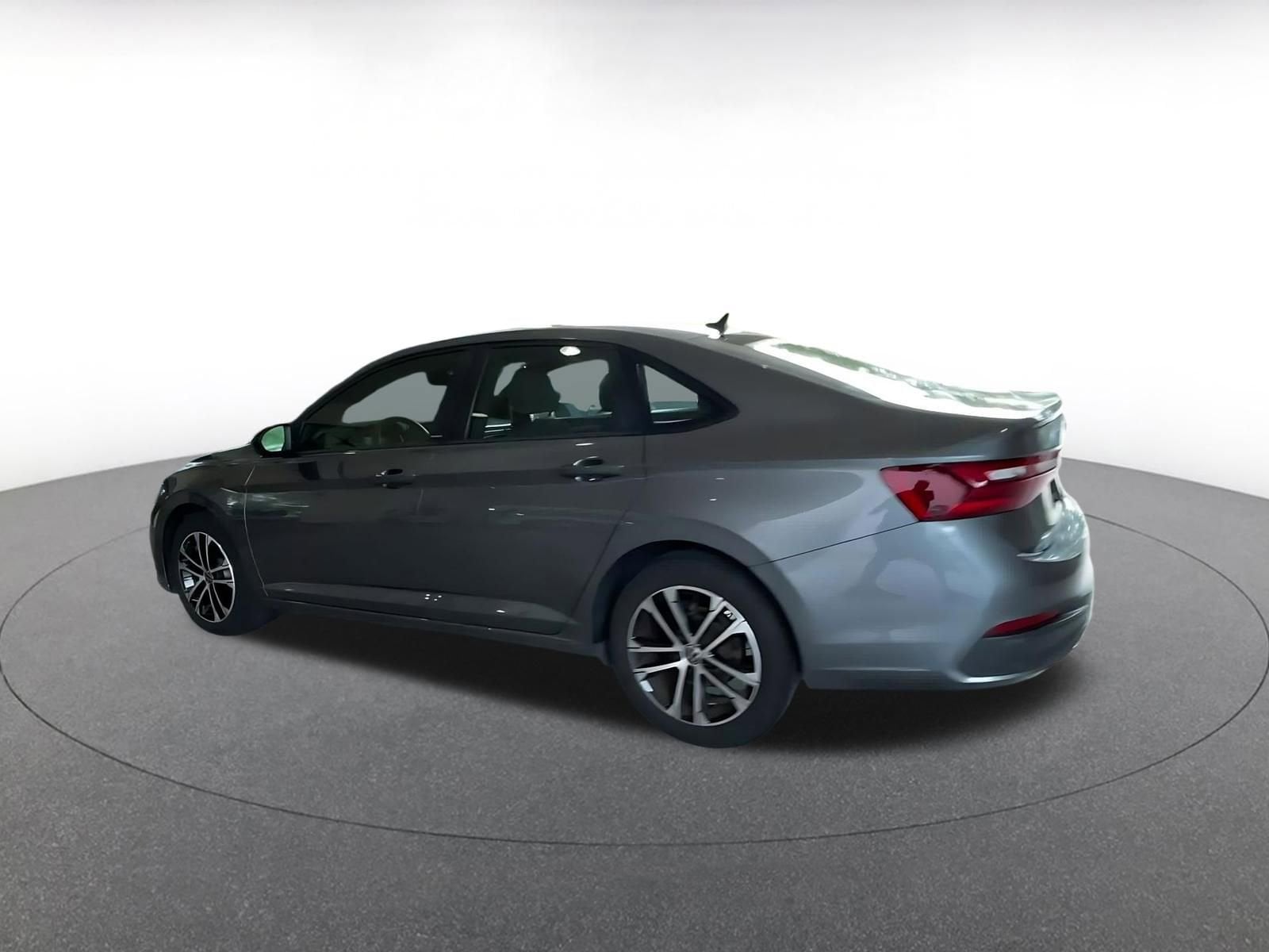 Thumbnail: 2025 Volkswagen Jetta - 10