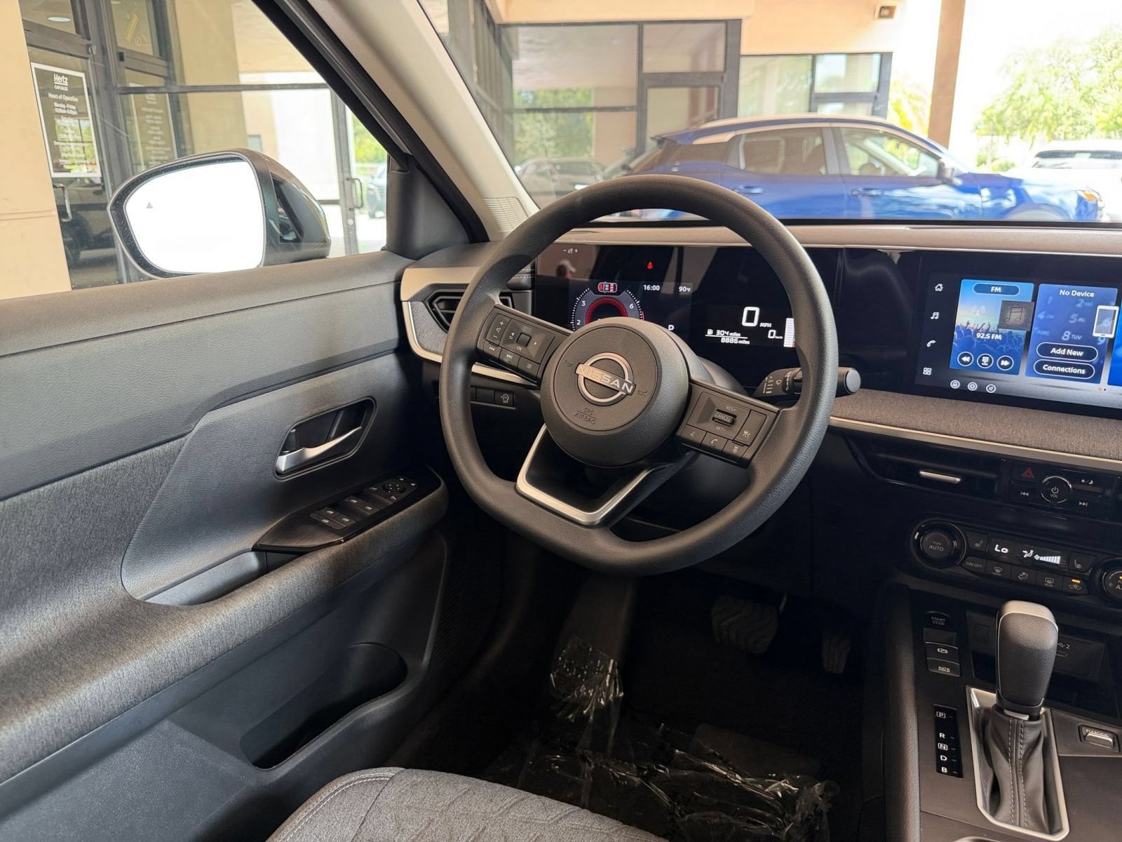 Thumbnail: 2026 Nissan Kicks - 29