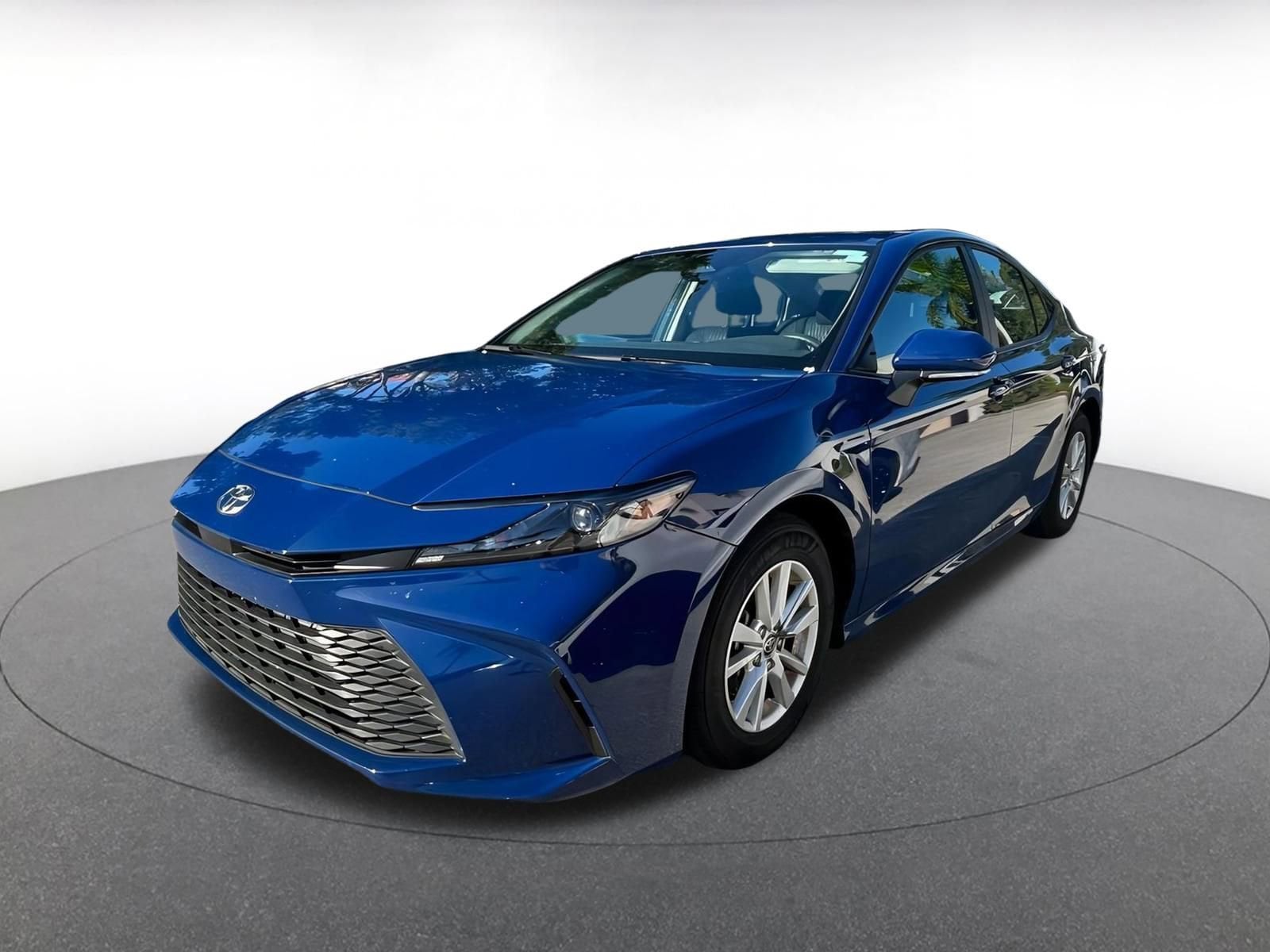 Thumbnail: 2025 Toyota Camry - 3