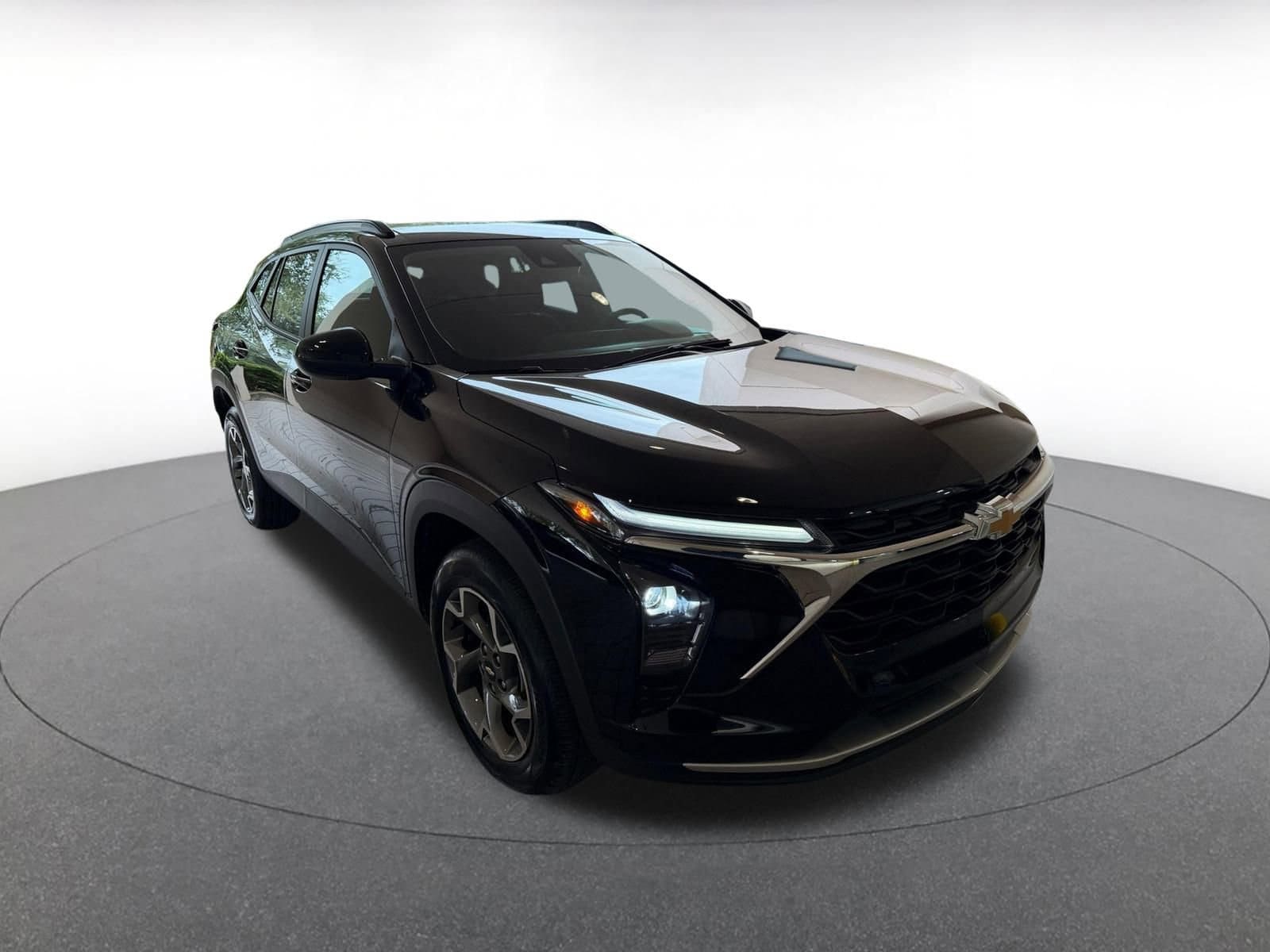 Thumbnail: 2025 Chevrolet Trax - 1