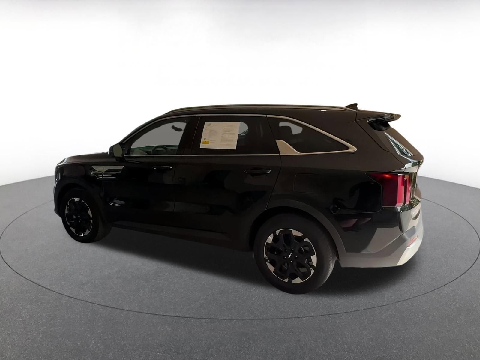 2024 Kia Sorento S 7