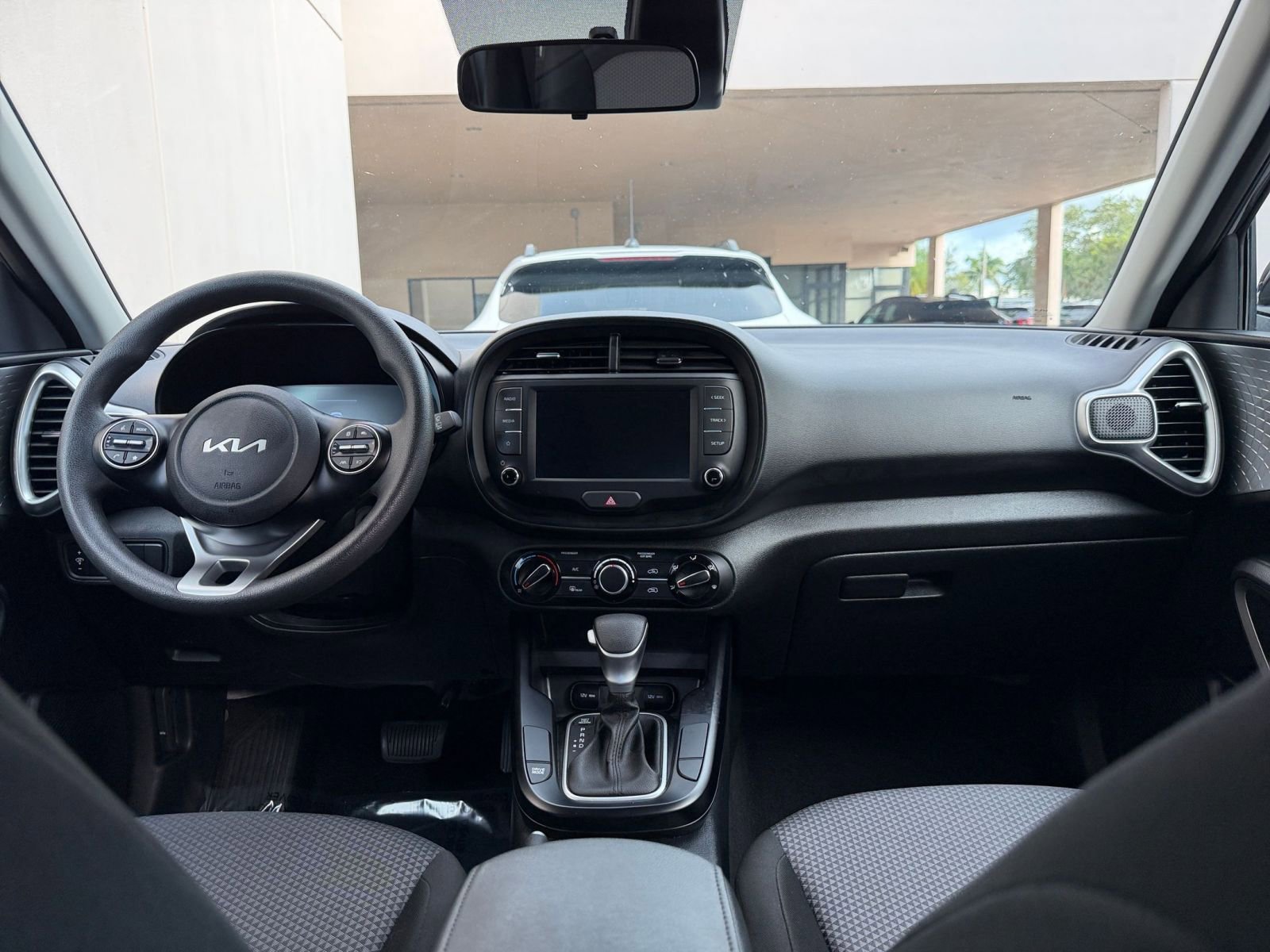 Thumbnail: 2025 Kia Soul - 27