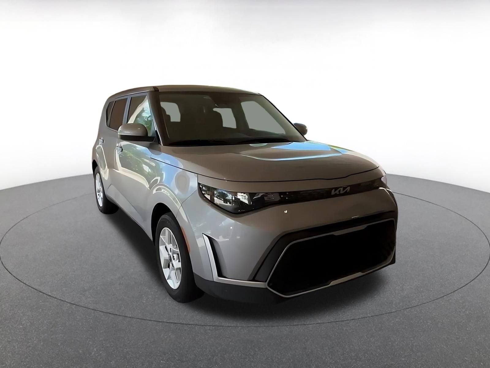 Thumbnail: 2025 Kia Soul - 3