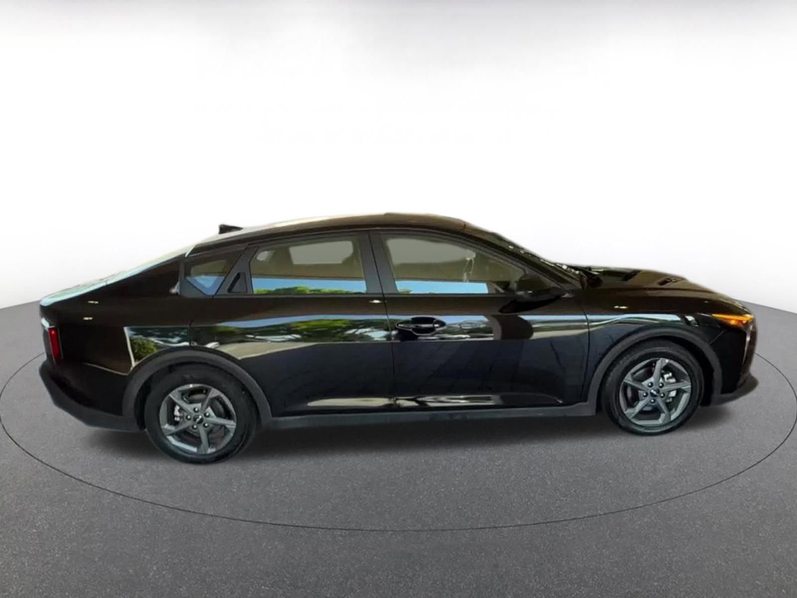 Thumbnail: 2025 Kia K4 - 15