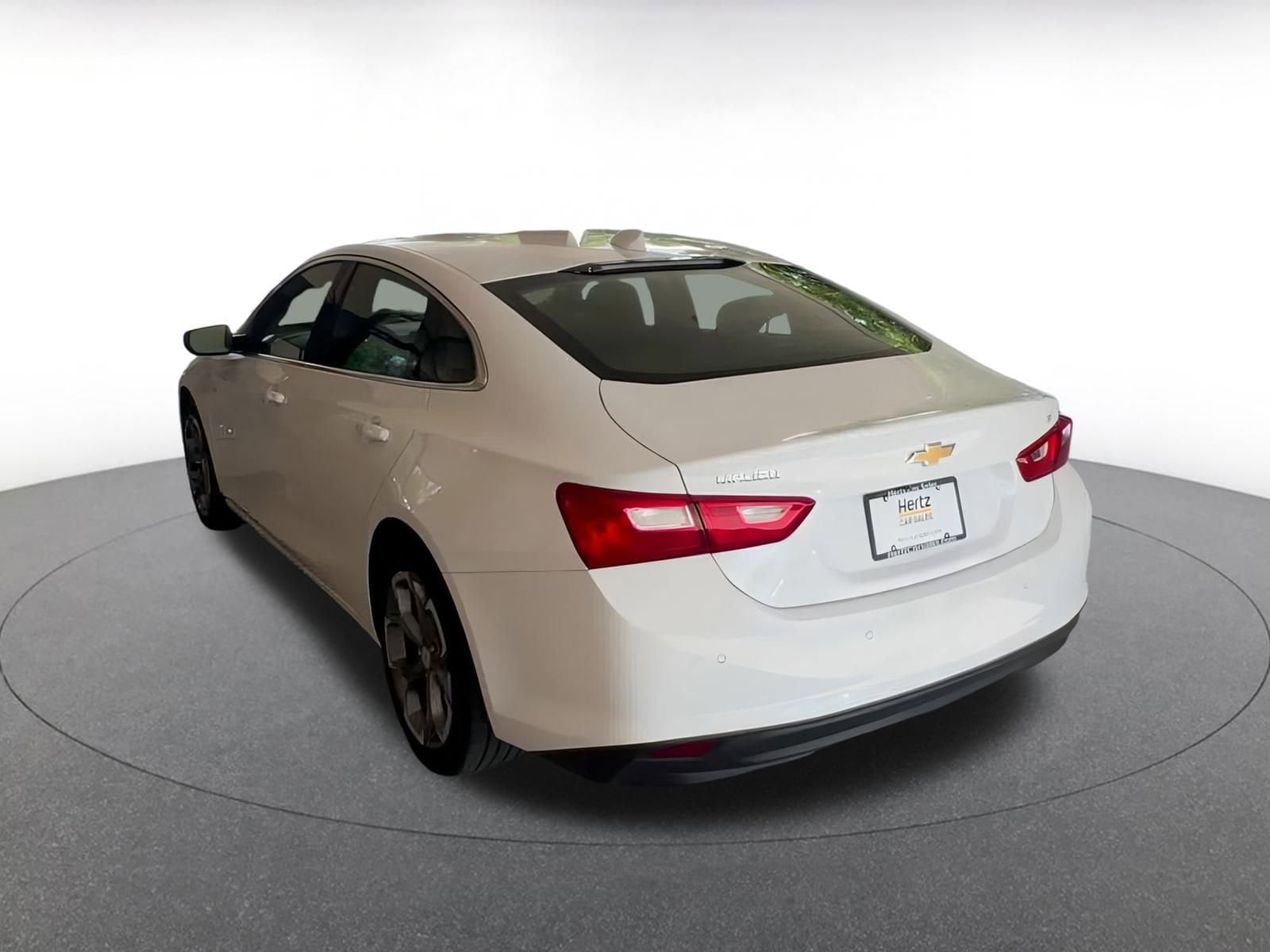 Thumbnail: 2024 Chevrolet Malibu - 11