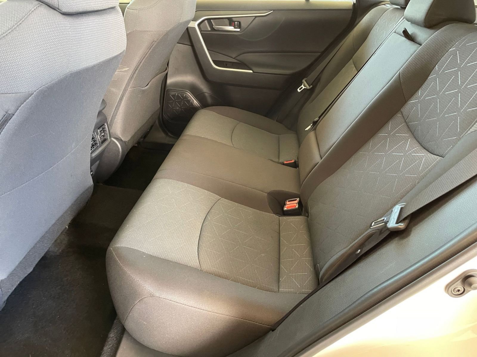 Thumbnail: 2025 Toyota RAV4 - 25