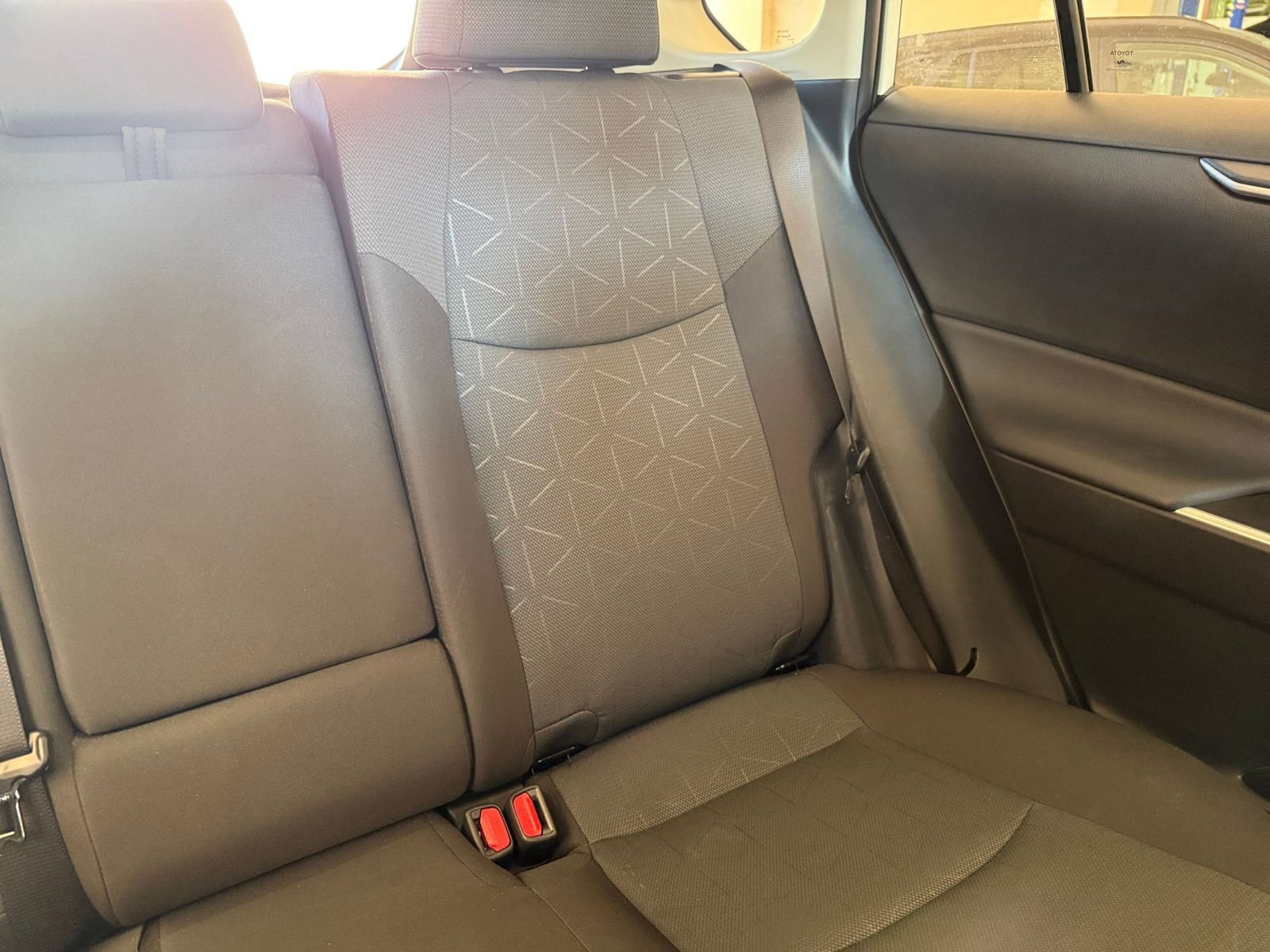 Thumbnail: 2025 Toyota RAV4 - 31