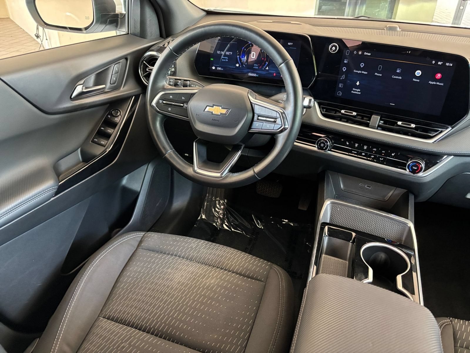 Thumbnail: 2025 Chevrolet Equinox - 31