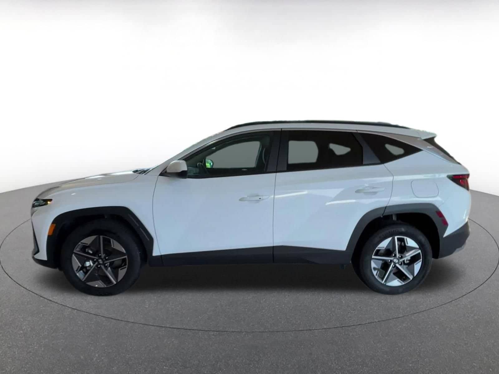 Thumbnail: 2026 Hyundai Tucson - 8