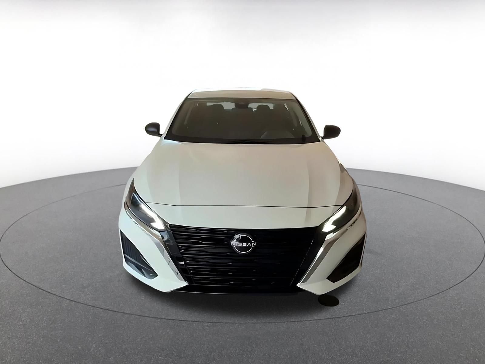 Thumbnail: 2025 Nissan Altima - 4