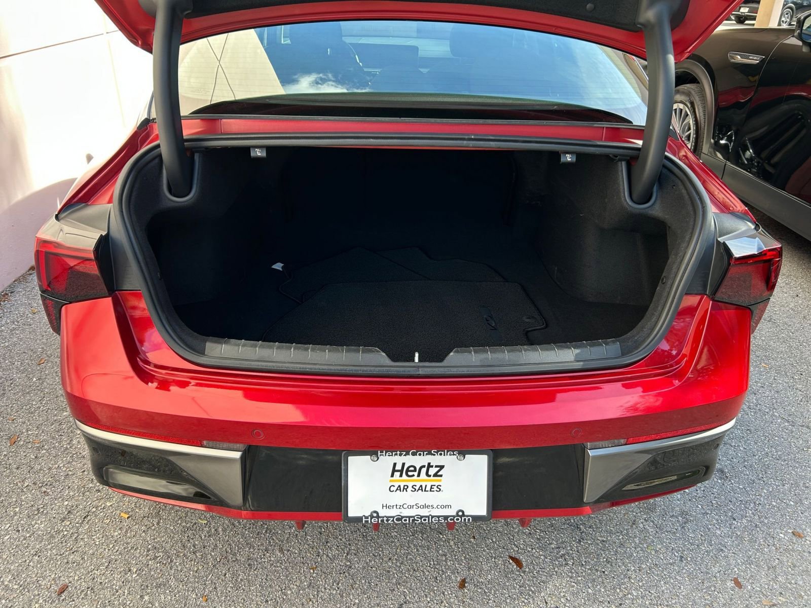 Thumbnail: 2025 Kia K5 - 25