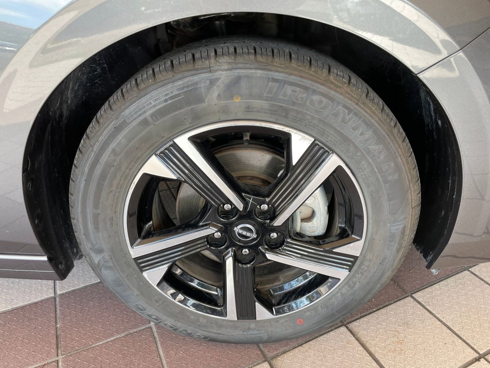 Thumbnail: 2025 Nissan Sentra - 28