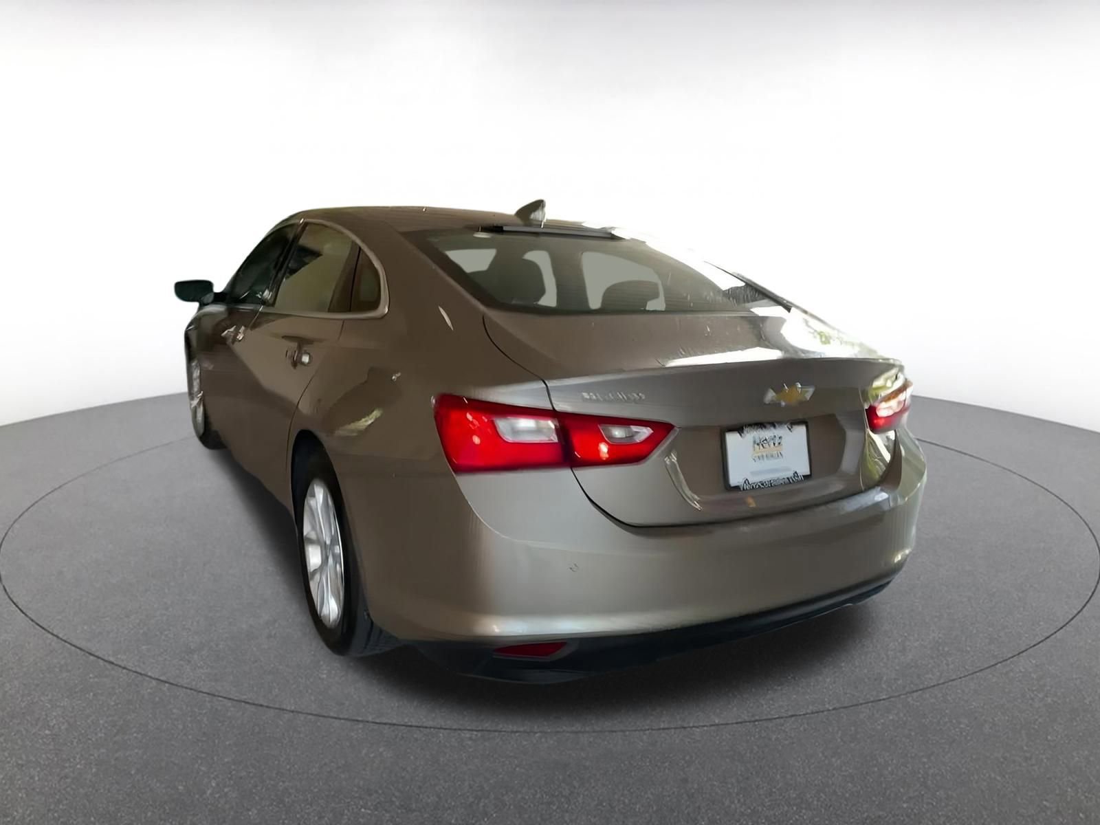 2023 Chevrolet Malibu LT 9