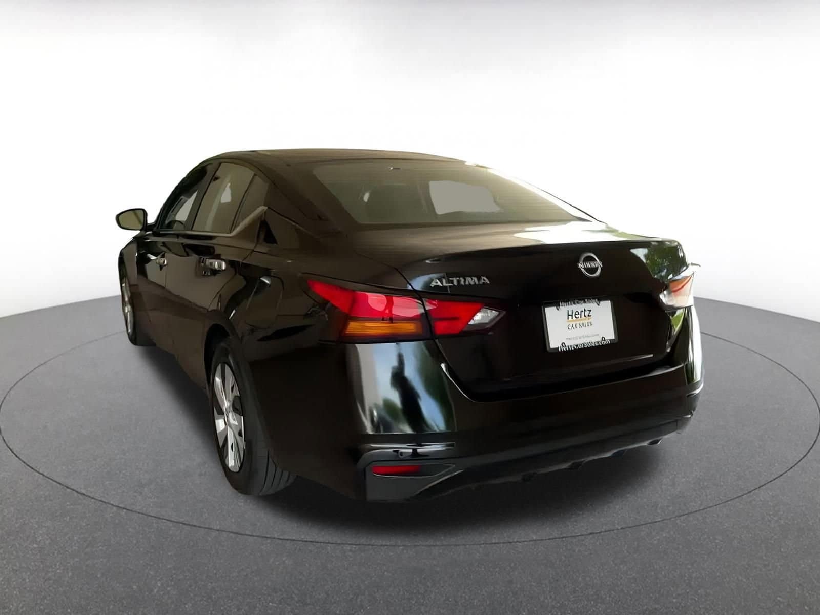 Thumbnail: 2024 Nissan Altima - 10