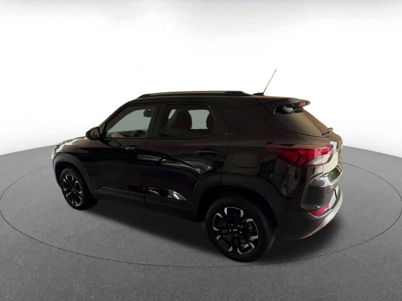 Thumbnail: 2023 Chevrolet TrailBlazer - 10