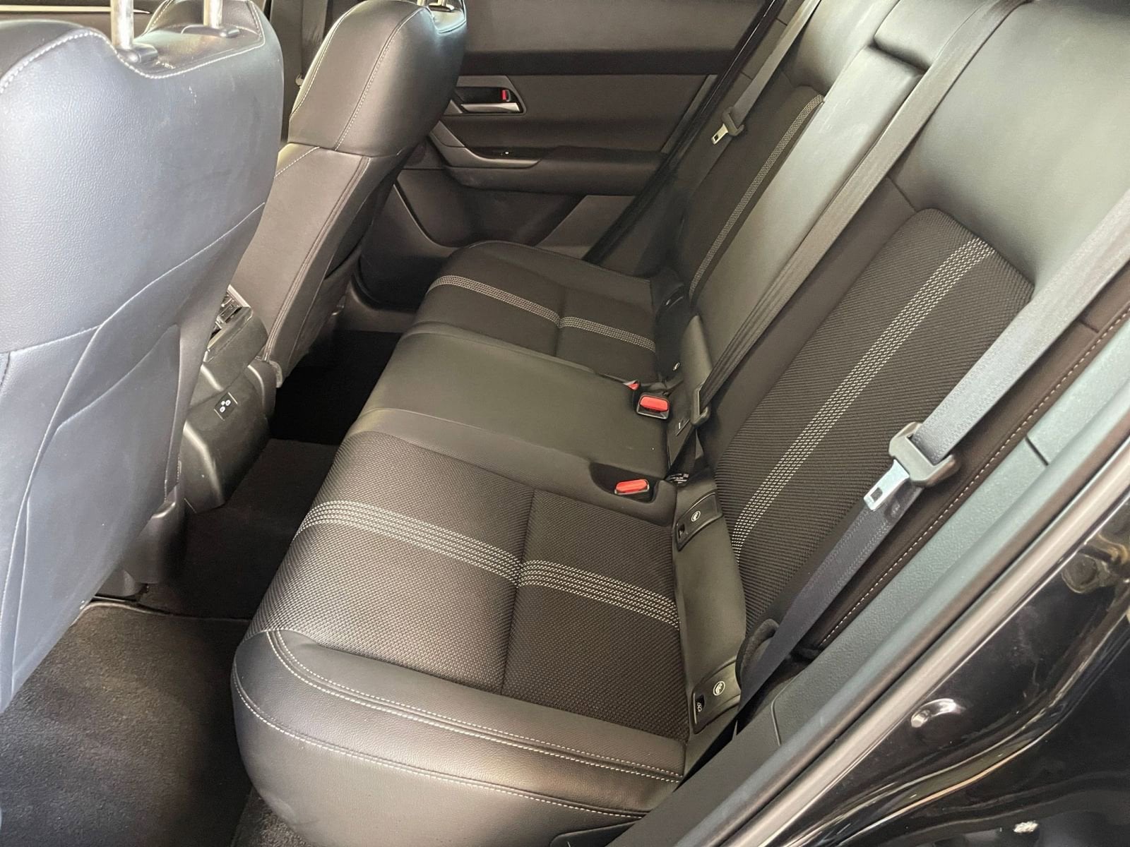 Thumbnail: 2025 Mazda CX-50 - 24