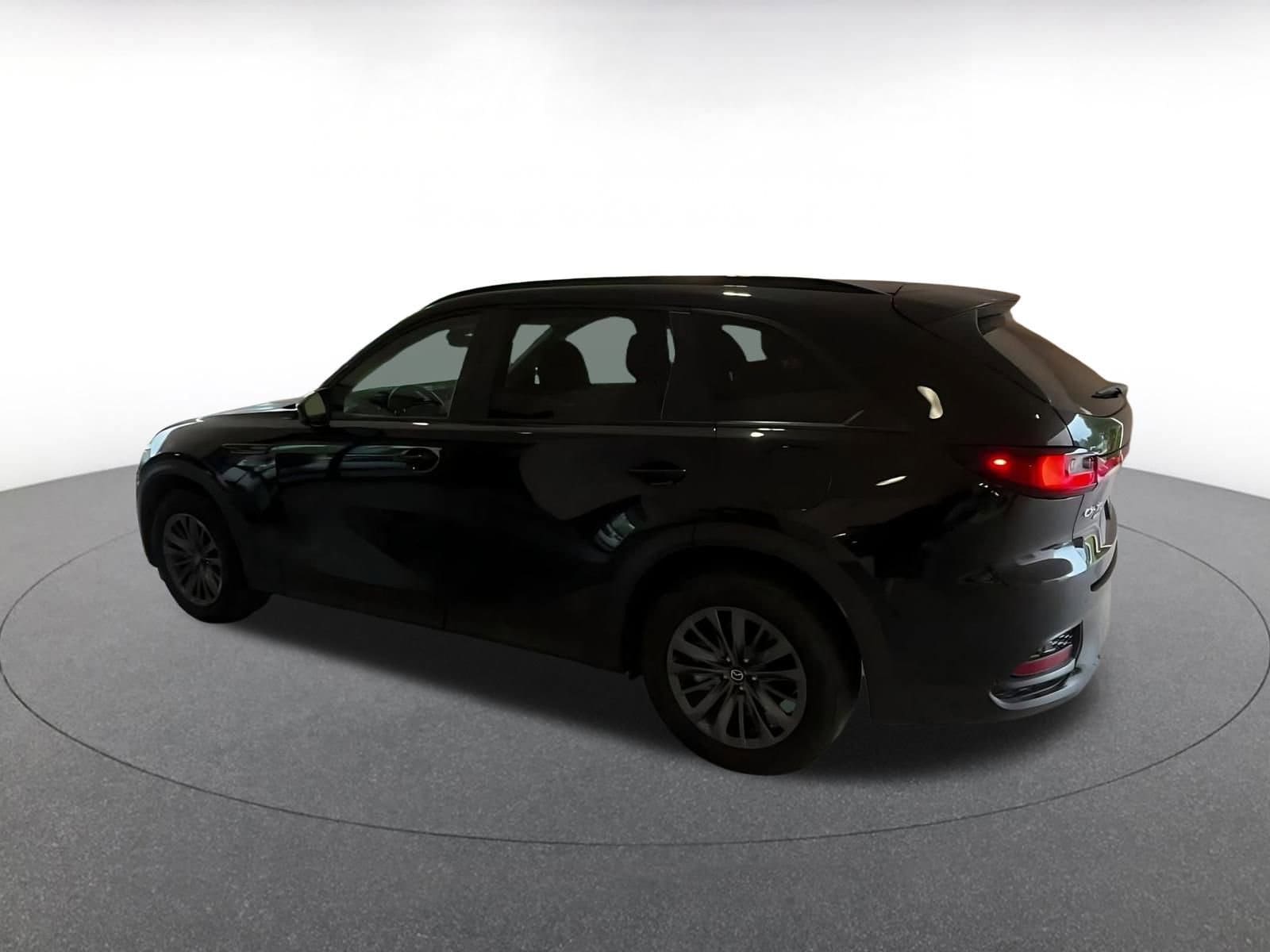 Thumbnail: 2025 Mazda CX-70 - 8
