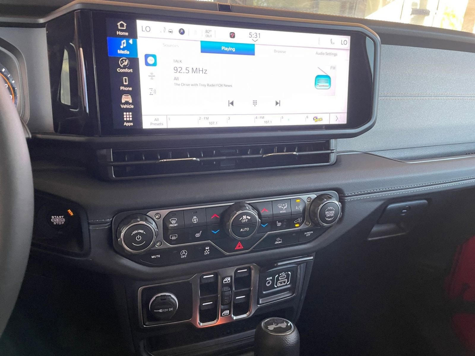 Thumbnail: 2025 Jeep Wrangler - 18