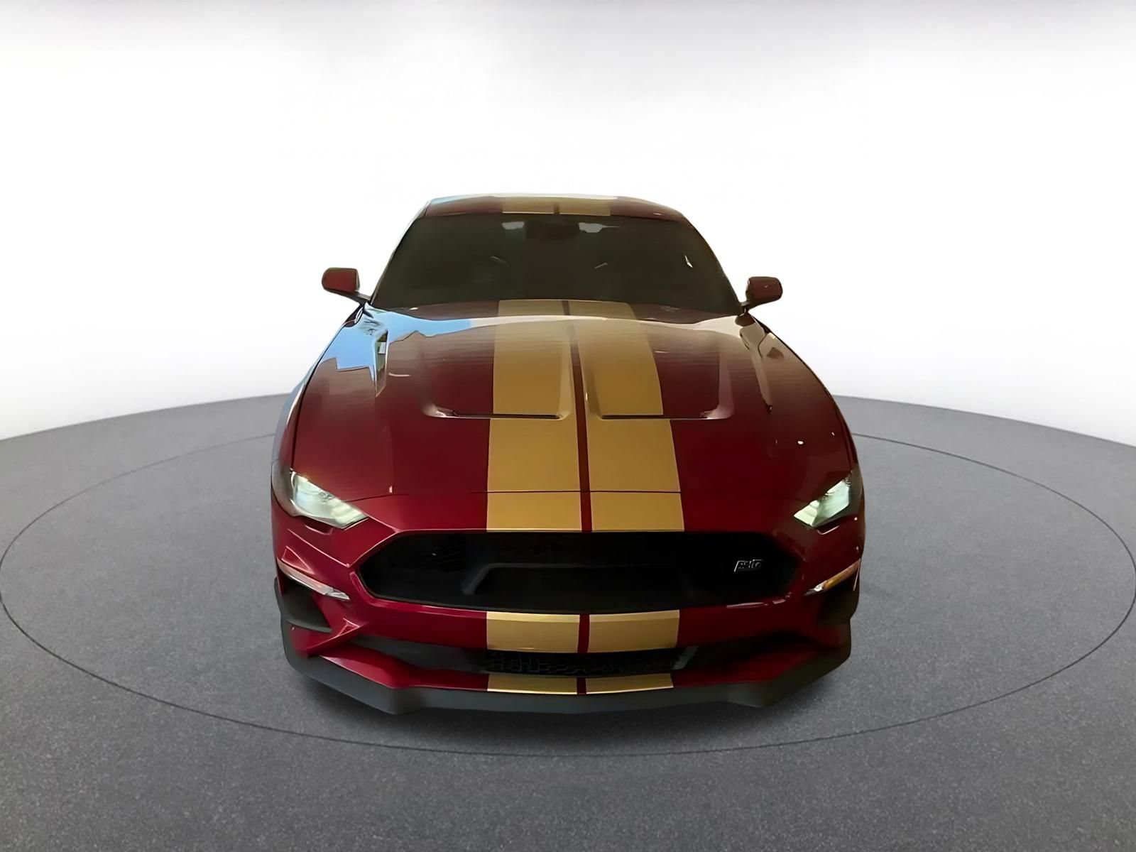 Thumbnail: 2022 Ford Mustang - 7
