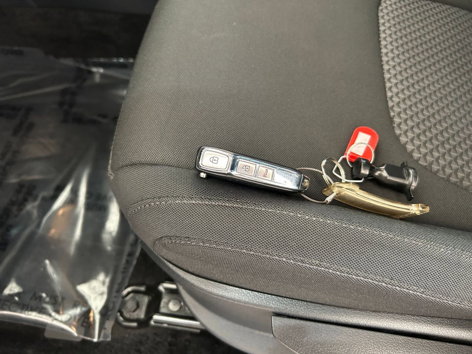 Thumbnail: 2025 Kia Sportage - 18