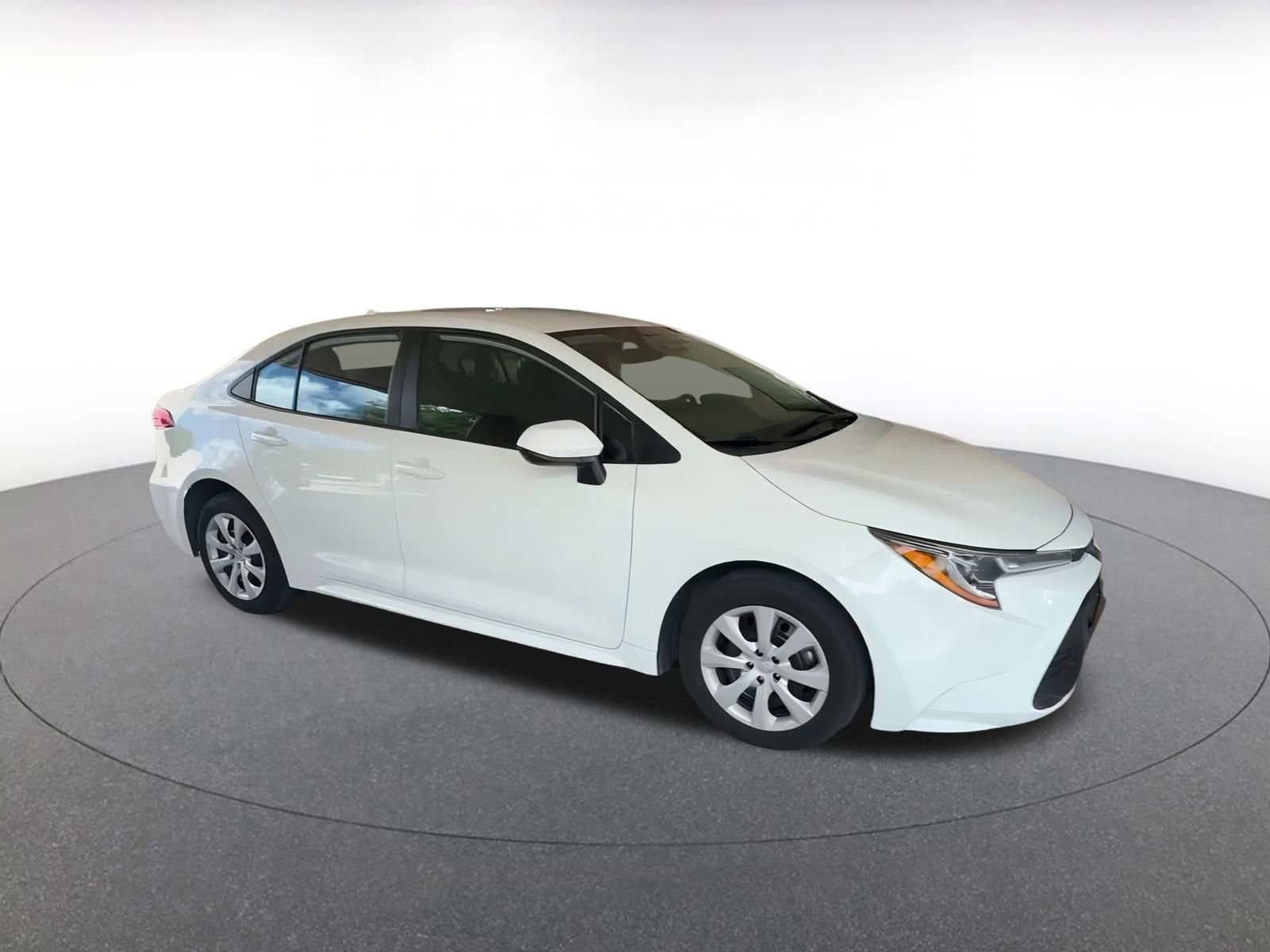 Thumbnail: 2024 Toyota Corolla - 2