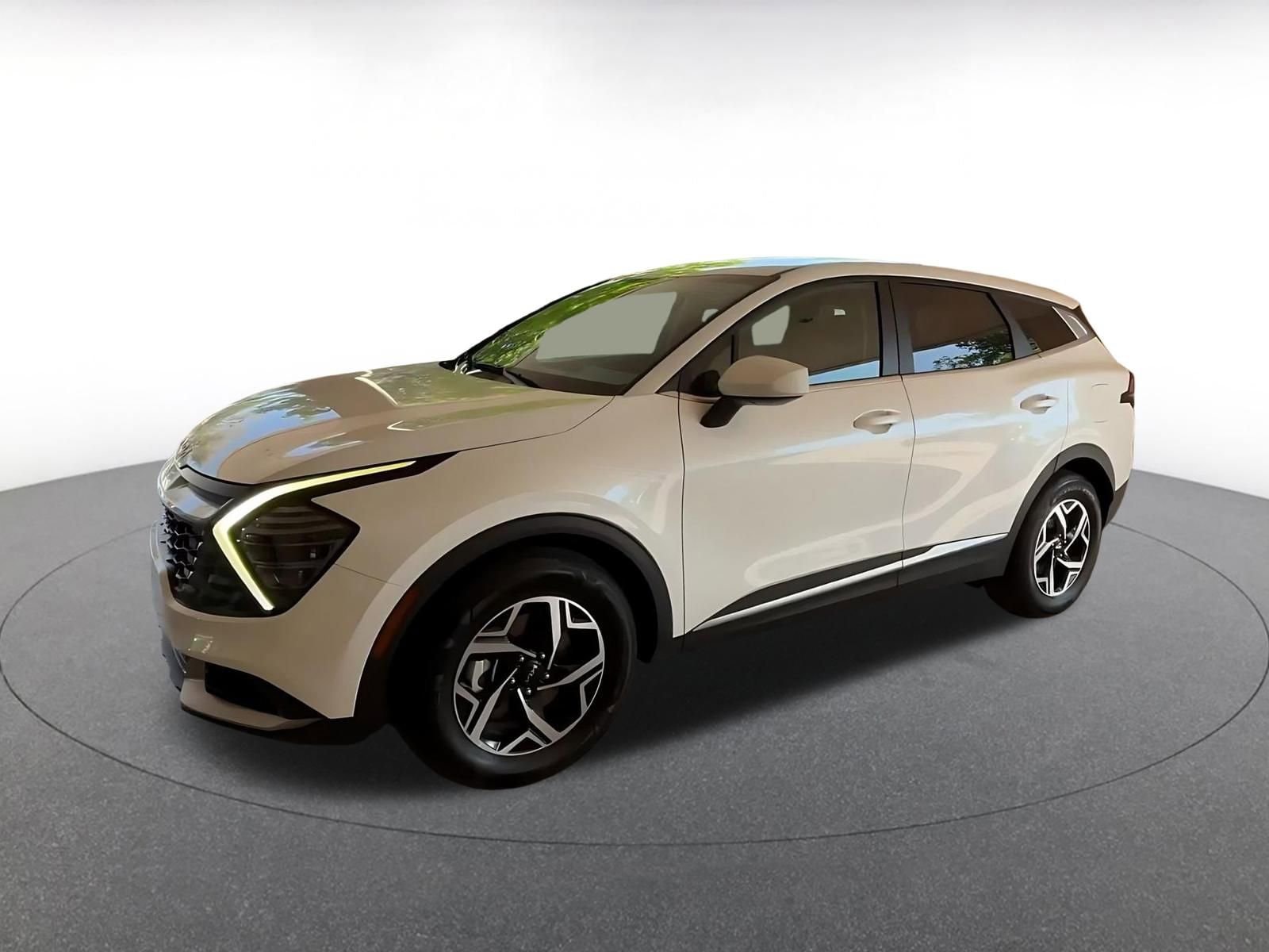 Thumbnail: 2025 Kia Sportage - 8