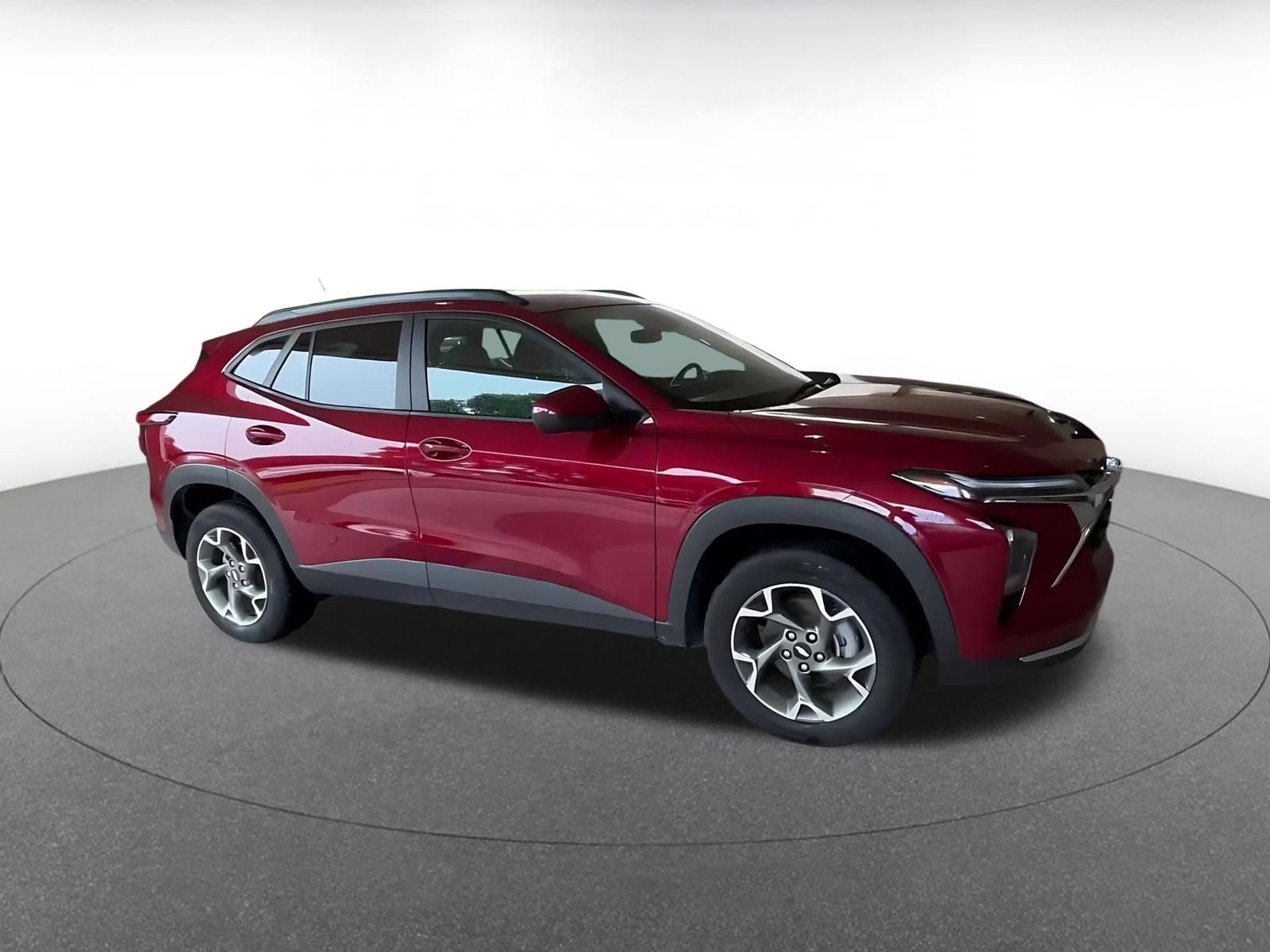 Thumbnail: 2025 Chevrolet Trax - 2