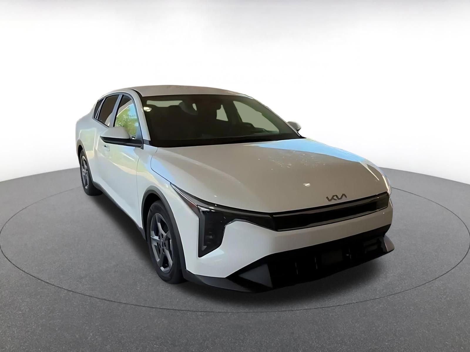 Thumbnail: 2025 Kia K4 - 3