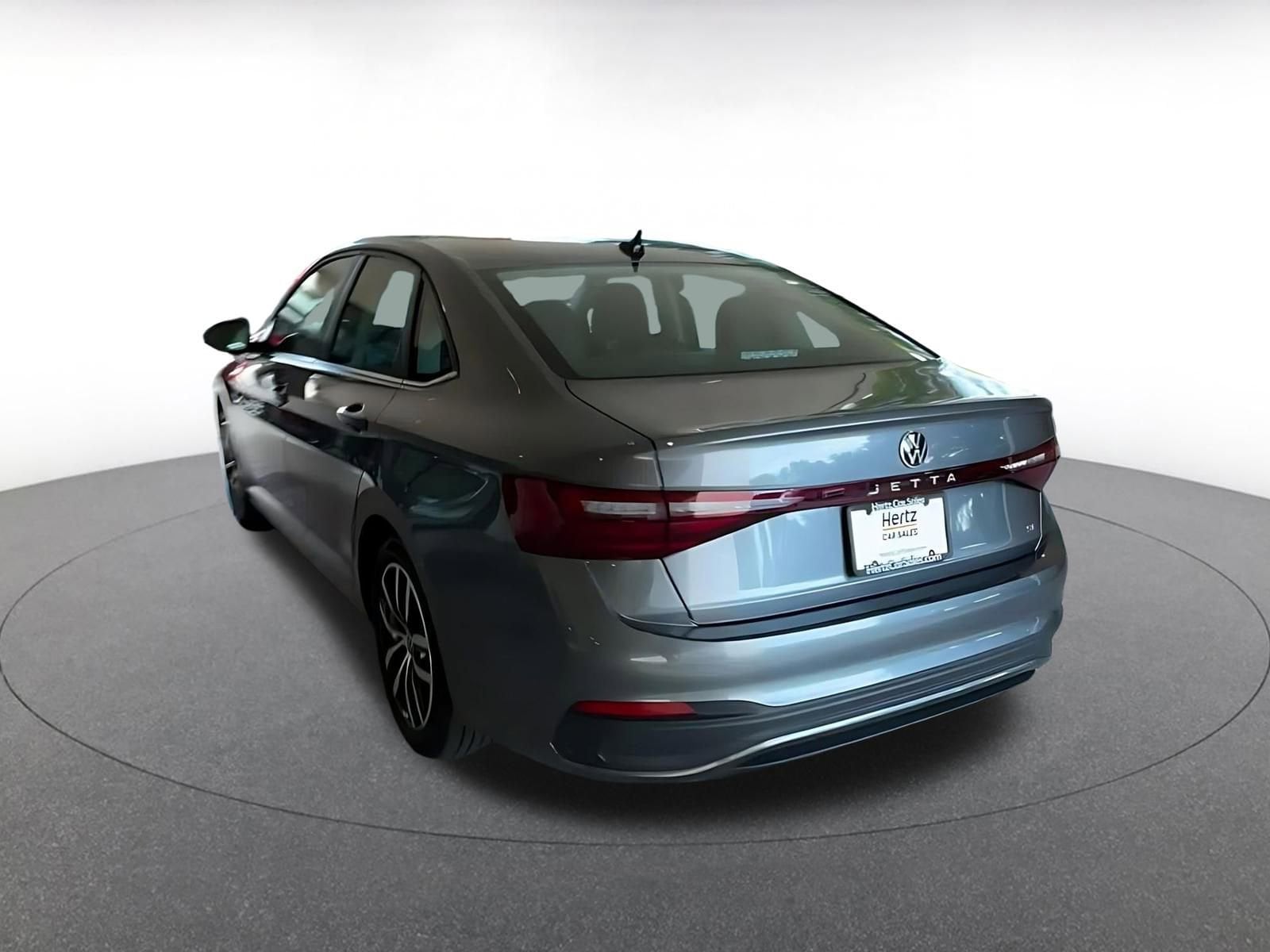 Thumbnail: 2025 Volkswagen Jetta - 15