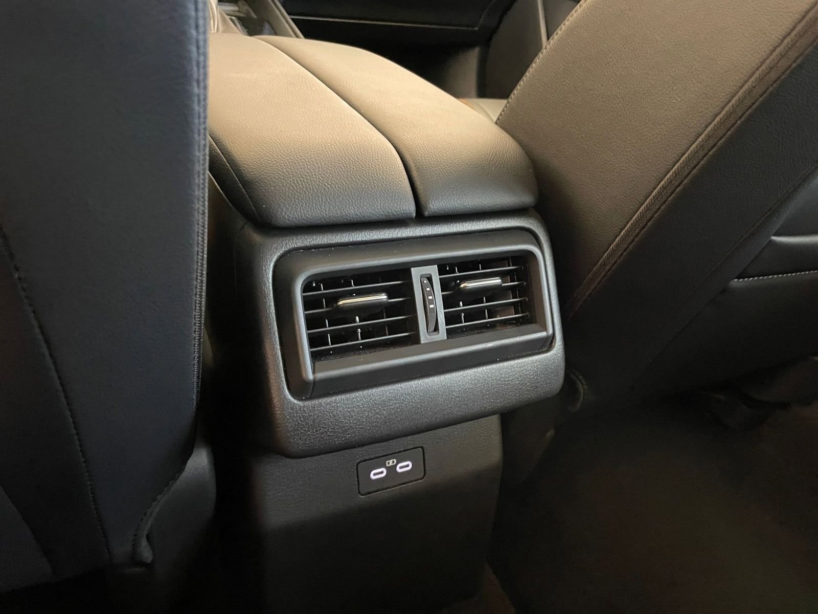 Thumbnail: 2025 Mazda CX-50 - 24