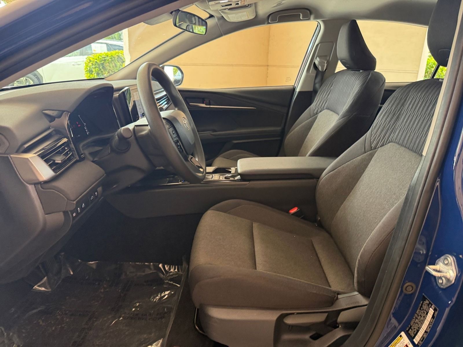 Thumbnail: 2025 Toyota Camry - 21