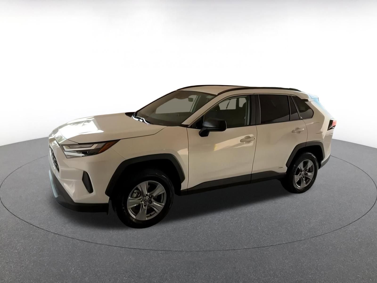 Thumbnail: 2025 Toyota RAV4 - 8