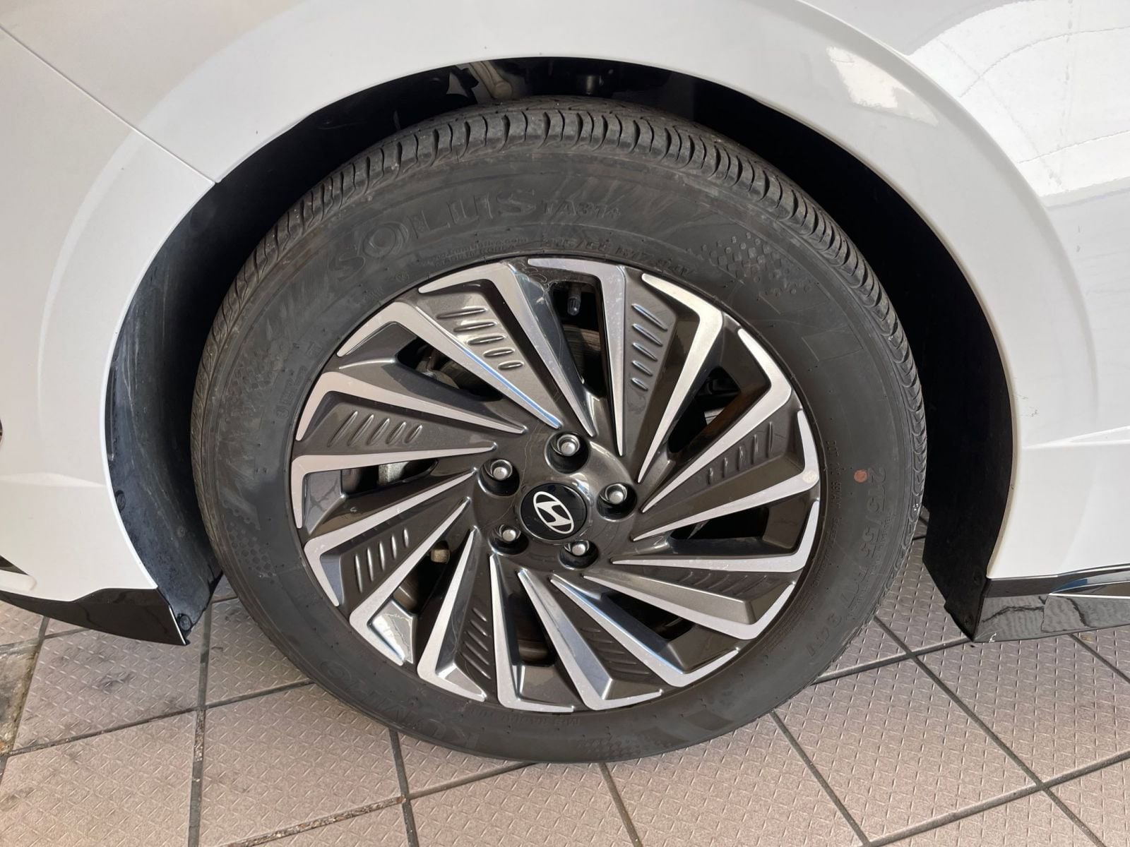 Thumbnail: 2025 Hyundai Sonata - 32