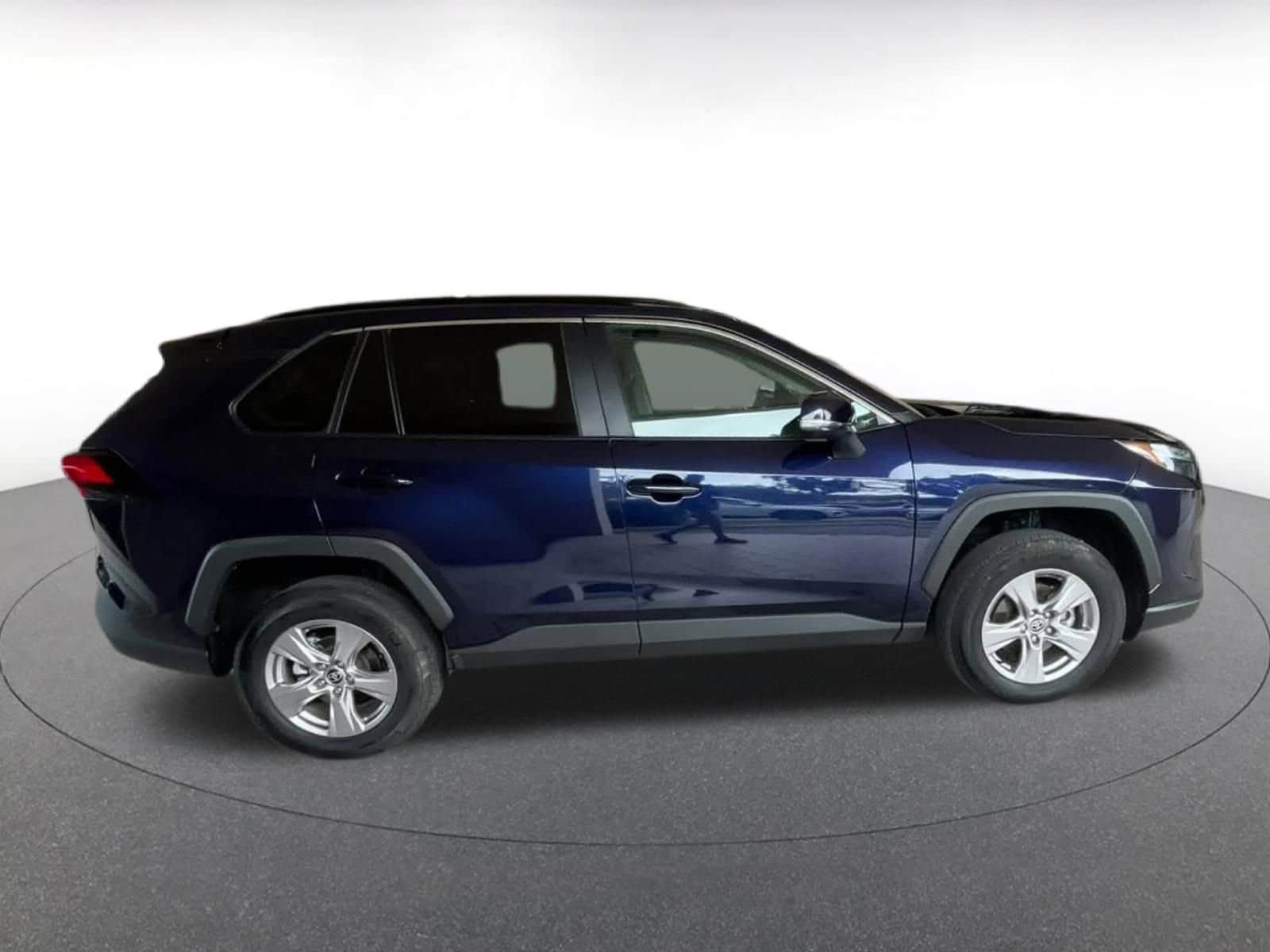 Thumbnail: 2025 Toyota RAV4 - 28