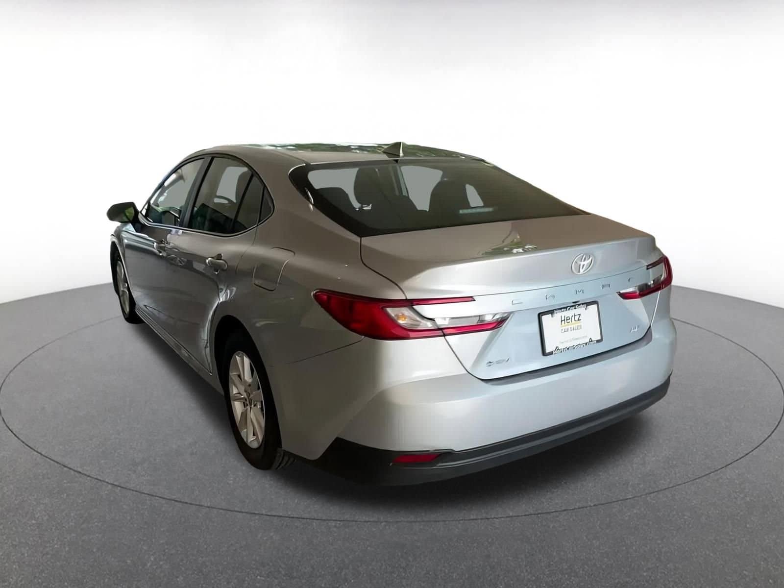 Thumbnail: 2025 Toyota Camry - 18