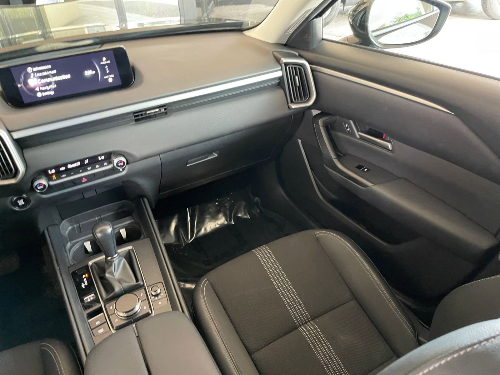 Thumbnail: 2025 Mazda CX-50 - 35