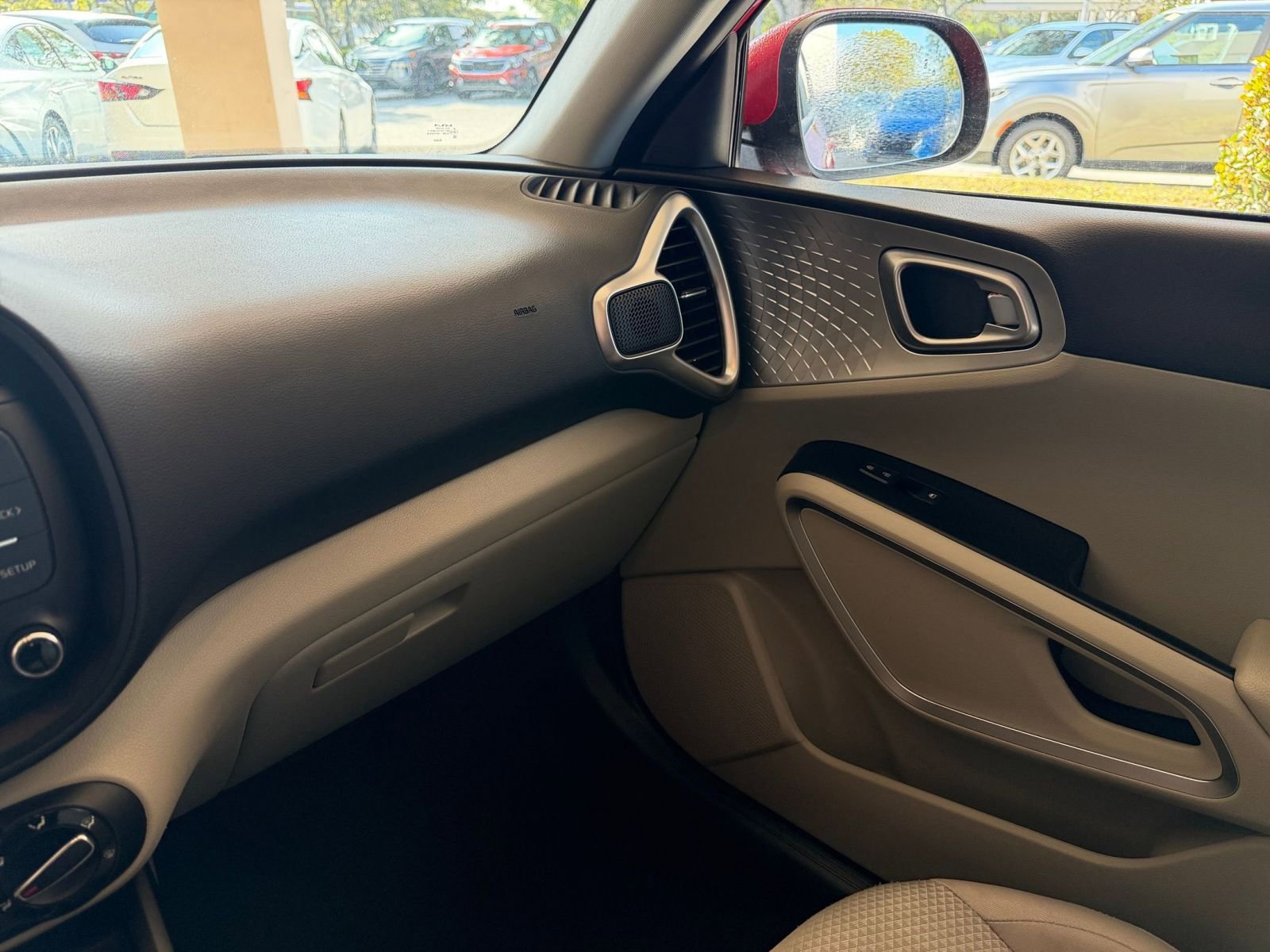 Thumbnail: 2025 Kia Soul - 30