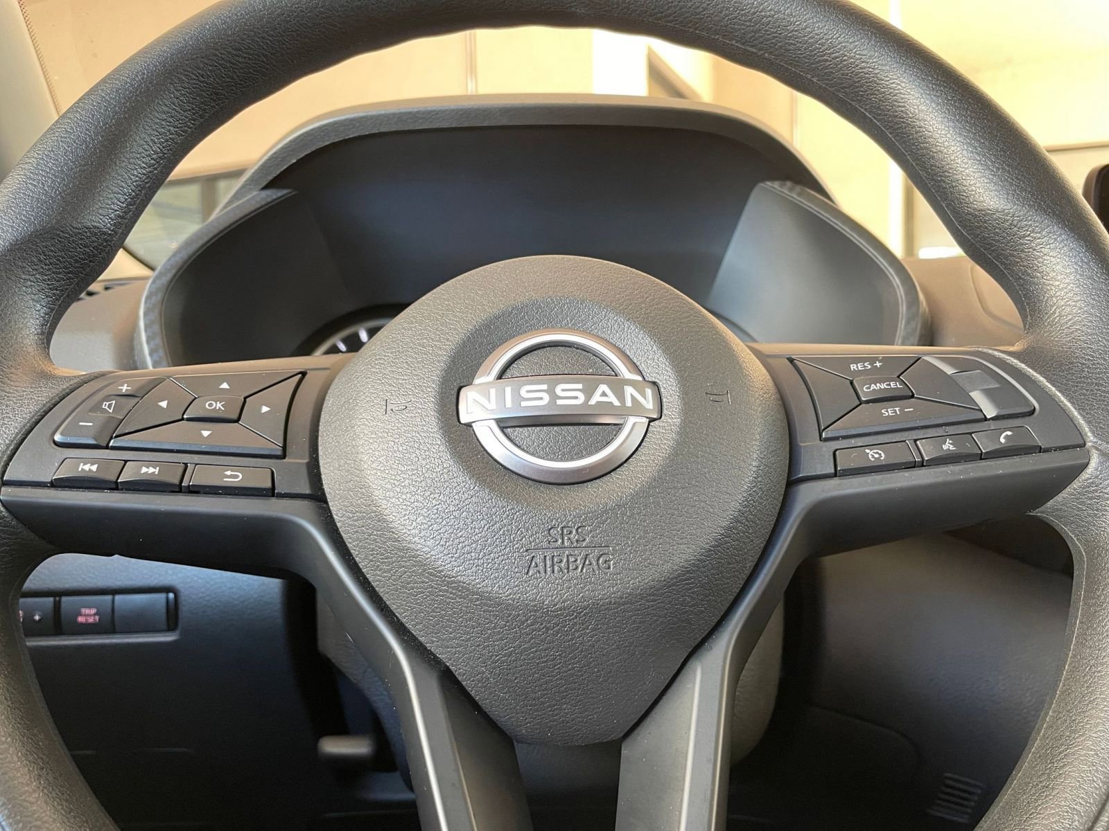 Thumbnail: 2025 Nissan Sentra - 25