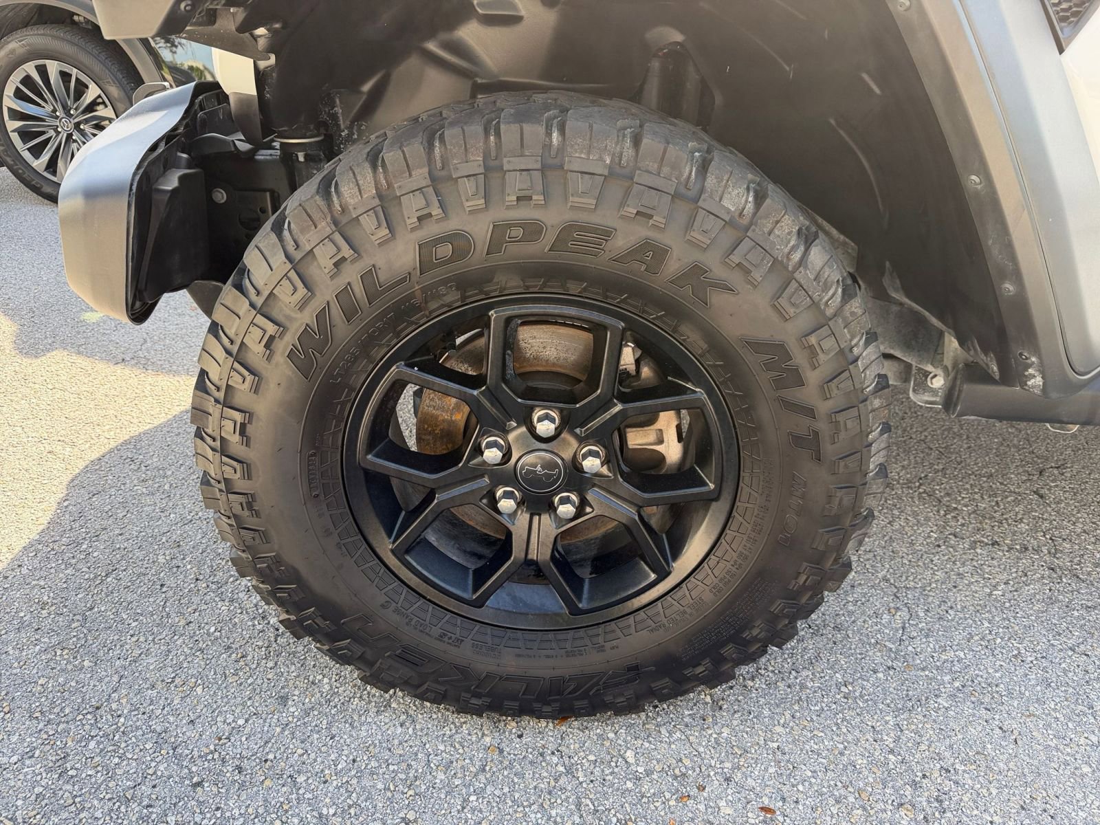 Thumbnail: 2025 Jeep Wrangler - 23