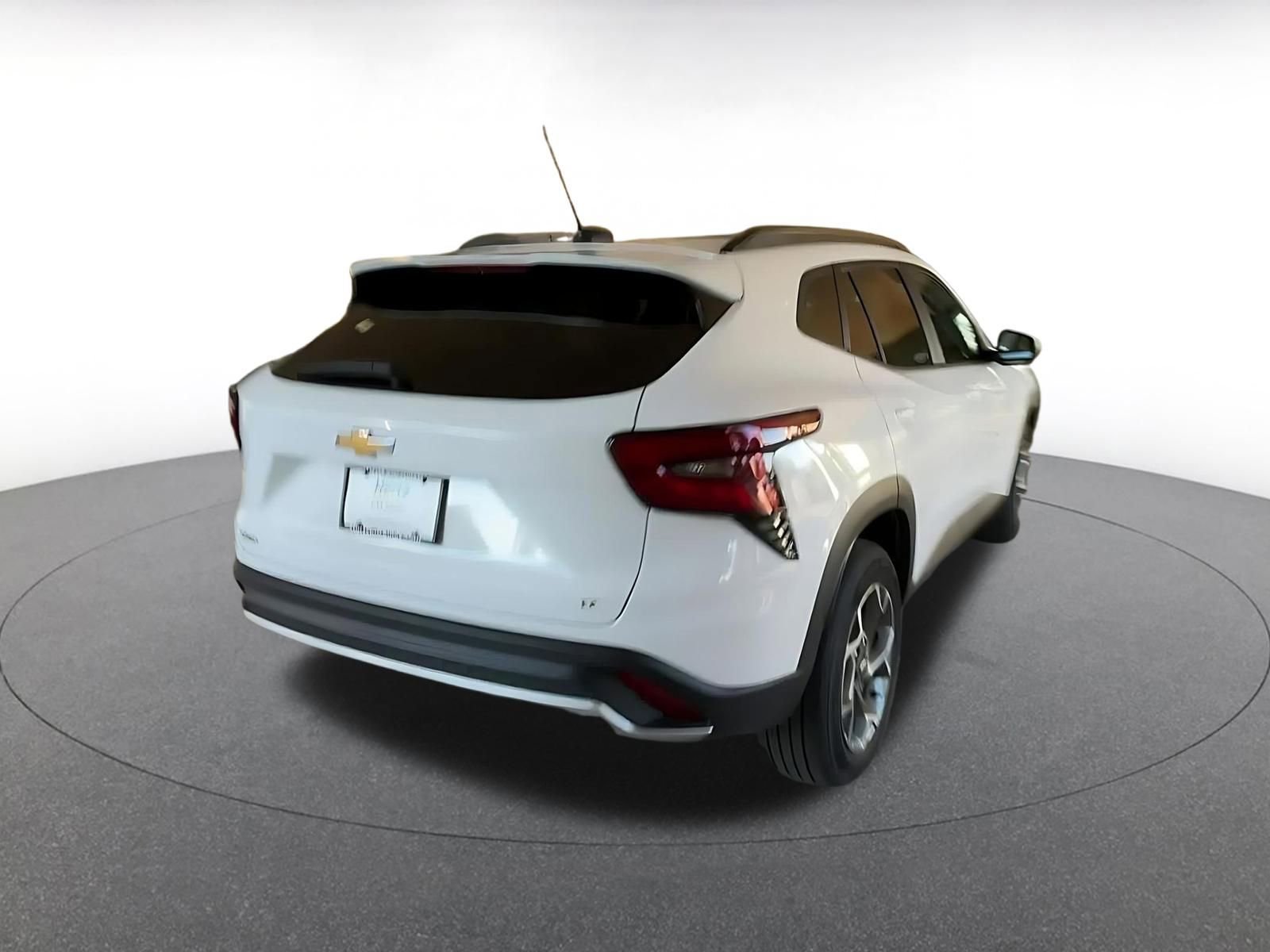 Thumbnail: 2025 Chevrolet Trax - 14