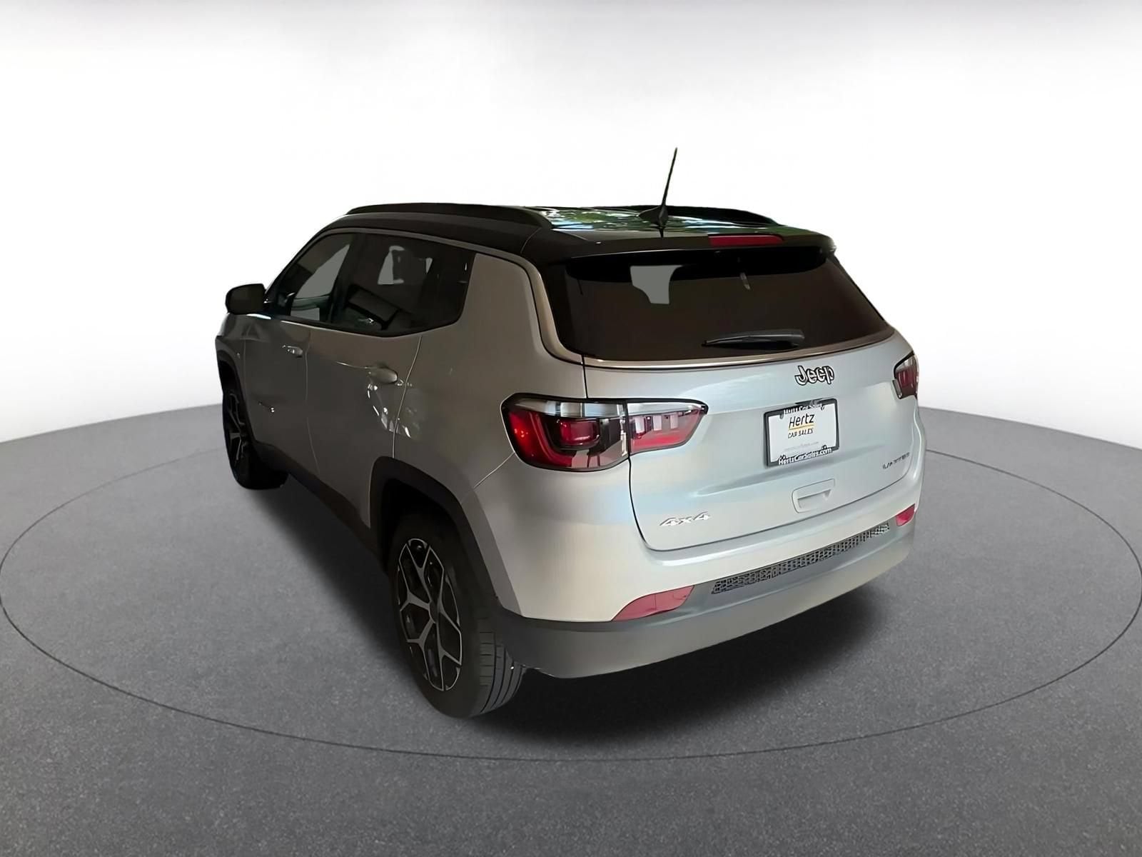 Thumbnail: 2025 Jeep Compass - 11