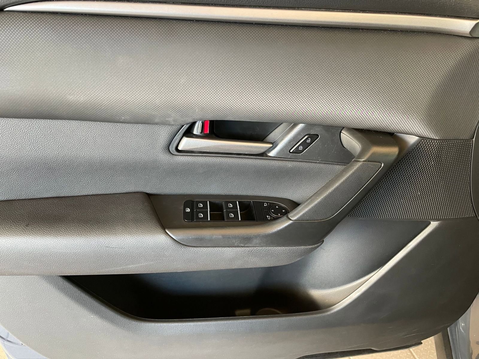 Thumbnail: 2025 Mazda CX-50 - 20