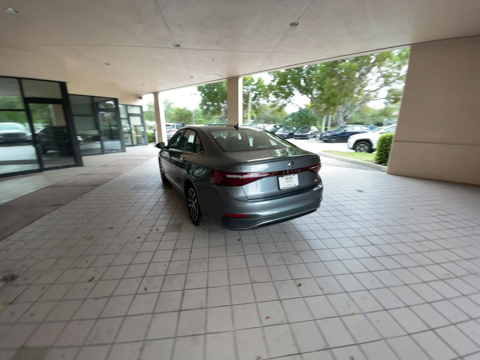 Thumbnail: 2025 Volkswagen Jetta - 16