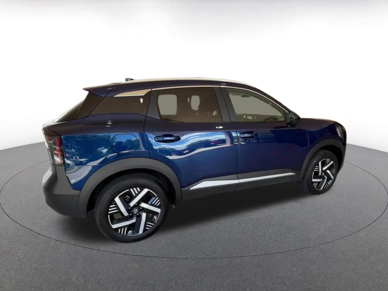 Thumbnail: 2026 Nissan Kicks - 14